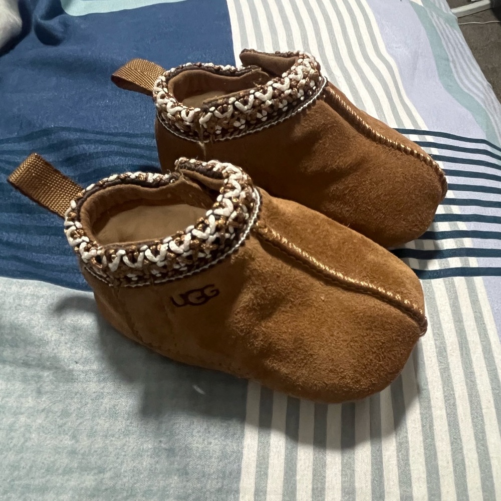 UGG Tan Kids Slippers